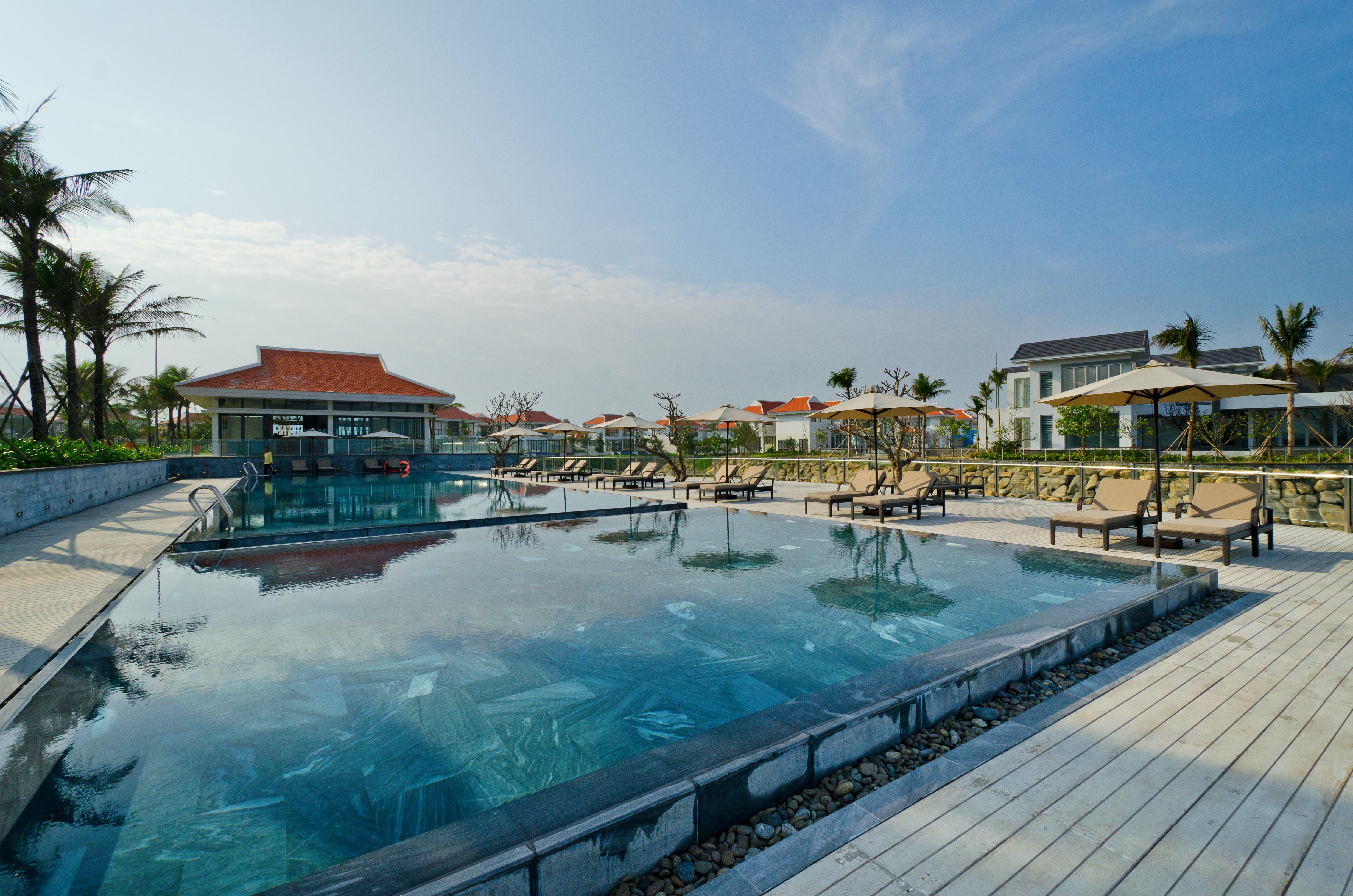 The Ocean Villas Managed By The Ocean Resort Дананг Экстерьер фото